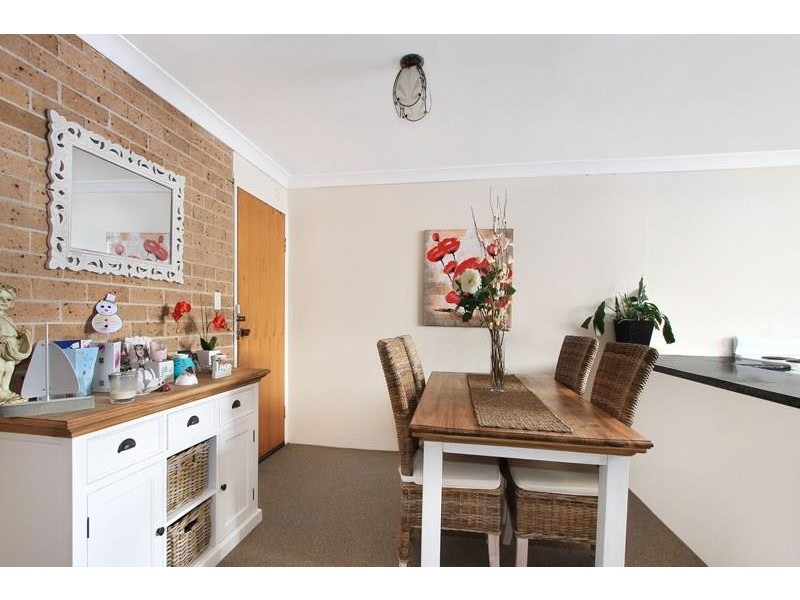 6/30 The Avenue, Corrimal NSW 2518