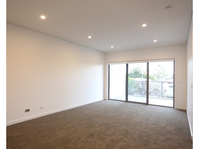 205/1 Evelyn Court, Shellharbour City Centre NSW 2529