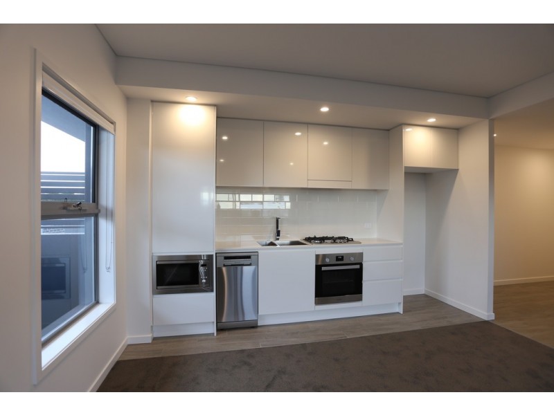 404/1 Evelyn Court, Shellharbour City Centre NSW 2529