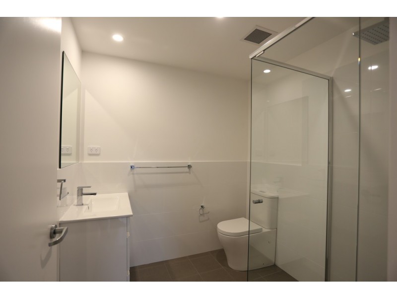 404/1 Evelyn Court, Shellharbour City Centre NSW 2529