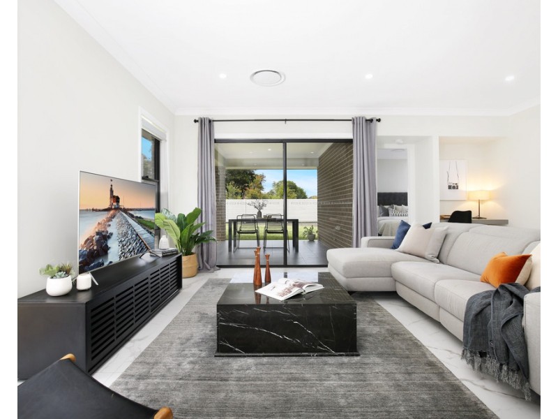 24 Saddleback Crescent, Kembla Grange NSW 2526