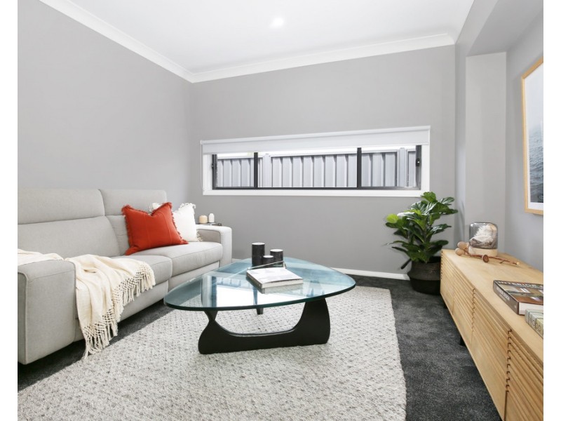 24 Saddleback Crescent, Kembla Grange NSW 2526