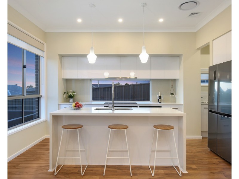 42 Lockheed Hudson Drive, Horsley NSW 2530