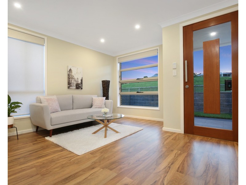 42 Lockheed Hudson Drive, Horsley NSW 2530