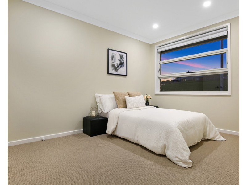 42 Lockheed Hudson Drive, Horsley NSW 2530