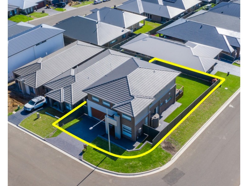42 Lockheed Hudson Drive, Horsley NSW 2530