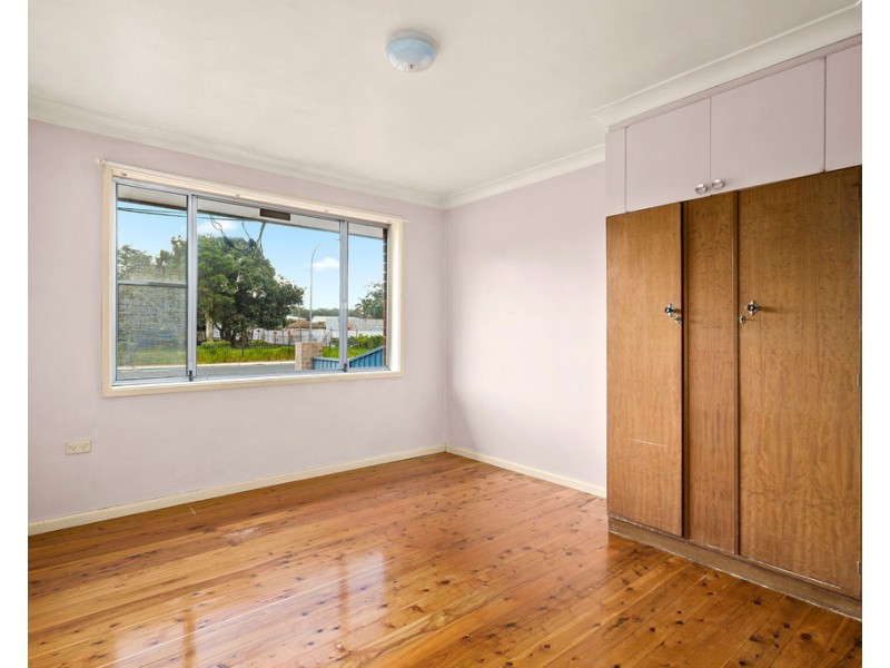 300 Windang Road, Windang NSW 2528