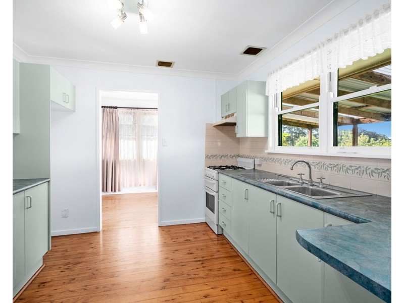 22 Graham Street, Unanderra NSW 2526
