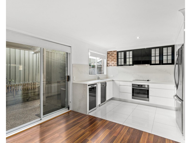 4/14 The Avenue, Corrimal NSW 2518