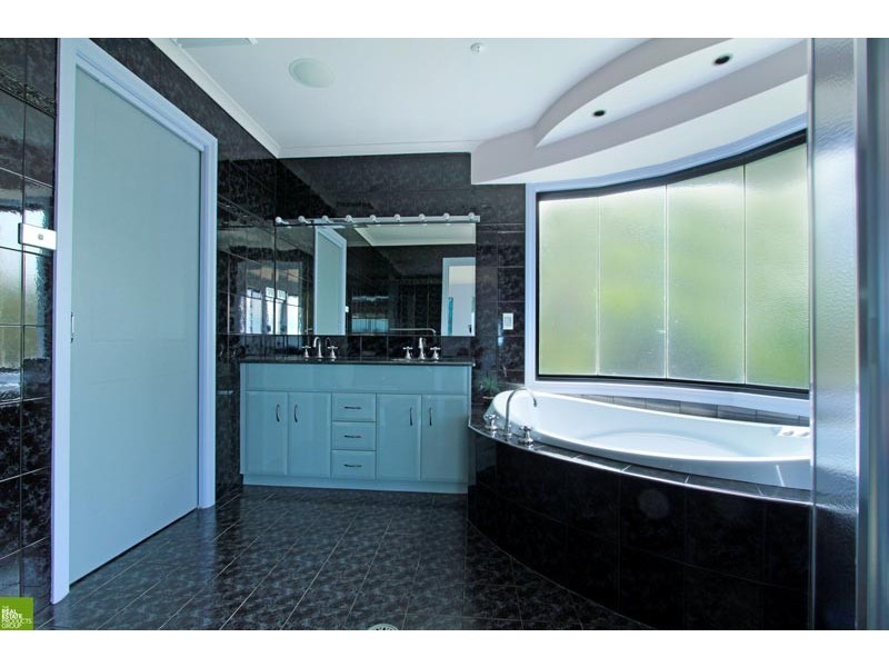 246 O’Briens Road, Figtree NSW 2525