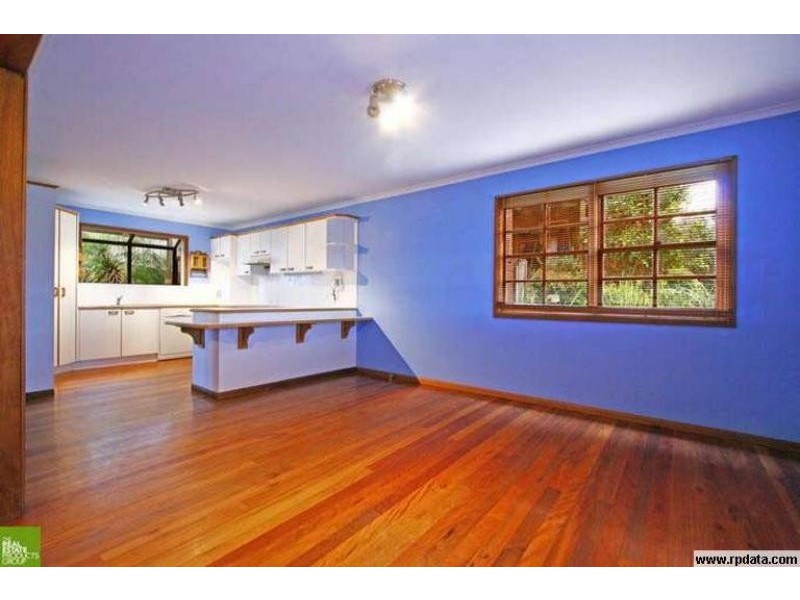 77 Waples Road, Farmborough Heights NSW 2526