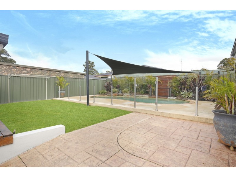 8 Penrose Drive, Avondale NSW 2530