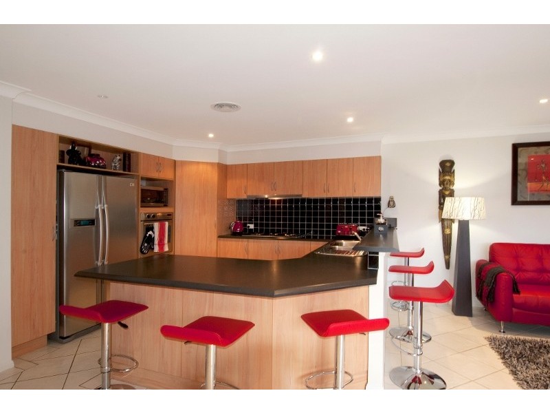 14 Kariewood Cct, Horsley NSW 2530