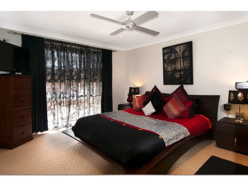 14 Kariewood Cct, Horsley NSW 2530