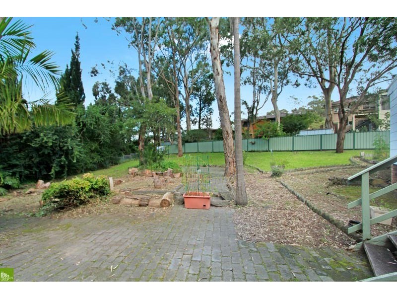29 Bristol Pde, Farmborough Heights NSW 2526