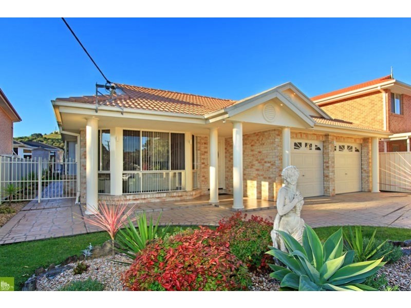 4F Nannawilli Street, Berkeley NSW 2506