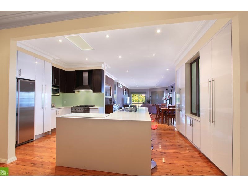 62 Euroka Street, West Wollongong NSW 2500