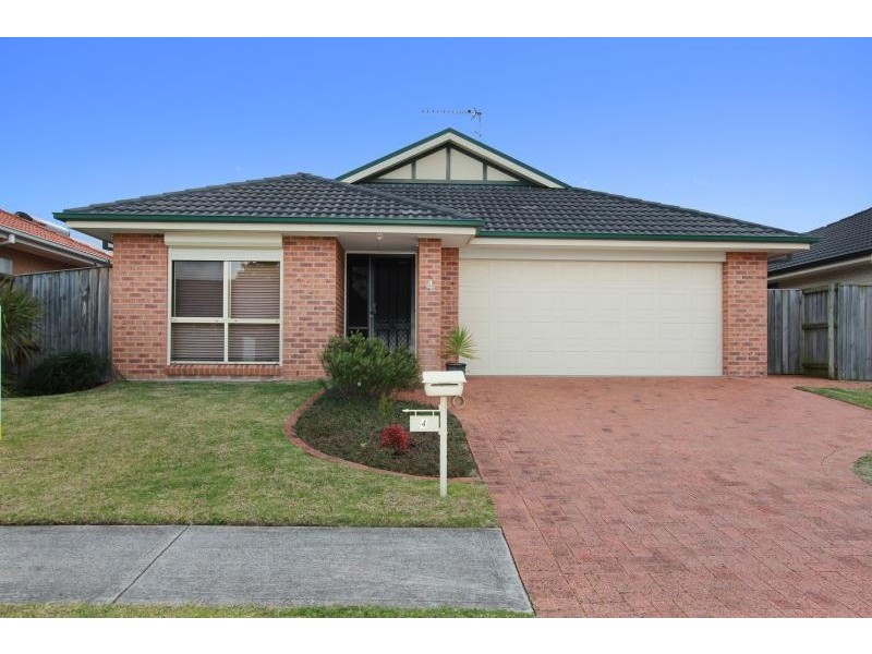 4 Foxwood Place, Horsley NSW 2530
