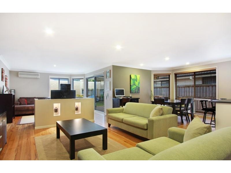 4 Foxwood Place, Horsley NSW 2530