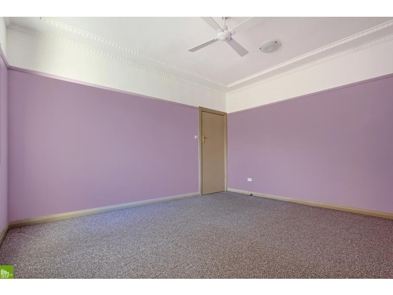 15 Hill Street, Mount Saint Thomas NSW 2500