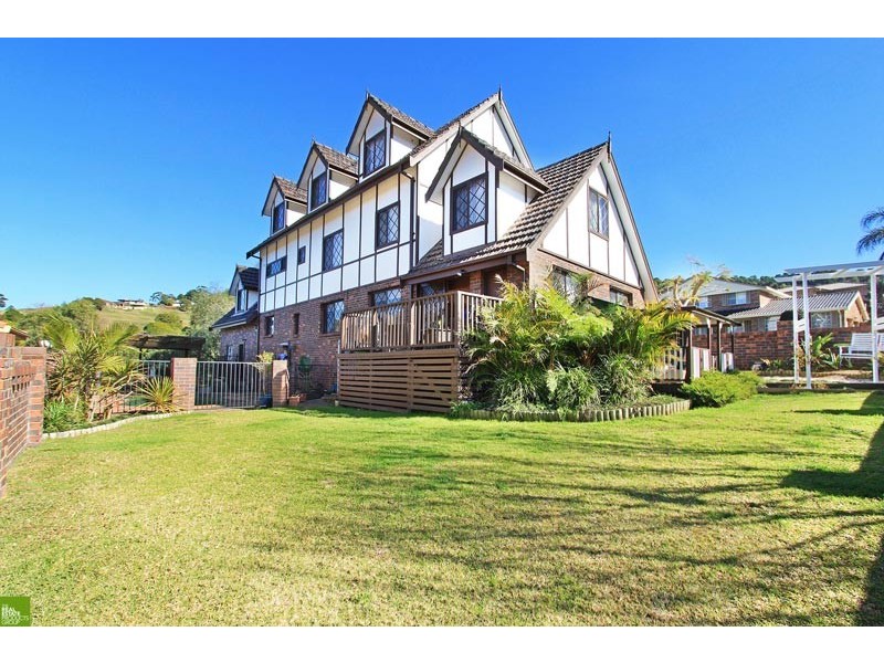 39 Nebo Drive, Figtree NSW 2525