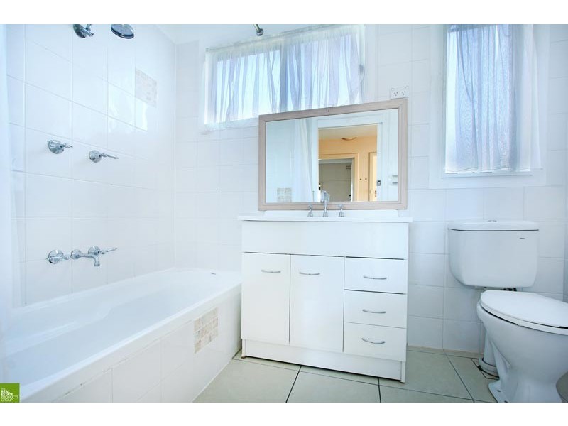 Unanderra NSW 2526