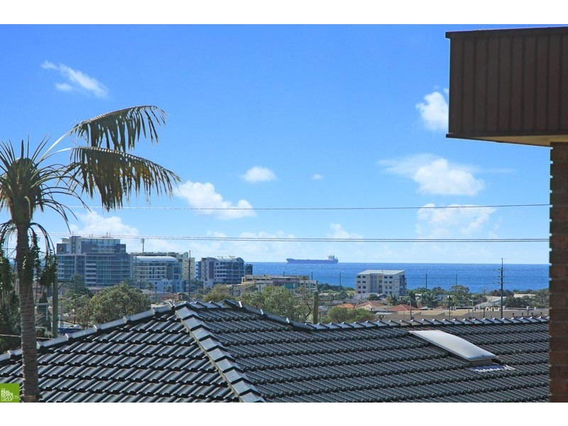 7/8 Myrtle Street, Coniston NSW 2500