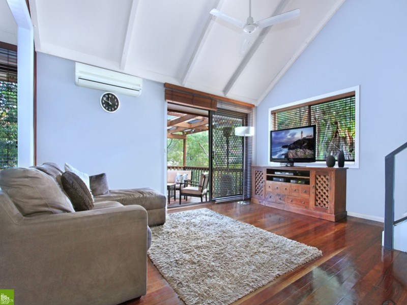 33 Stanley Avenue, Farmborough Heights NSW 2526