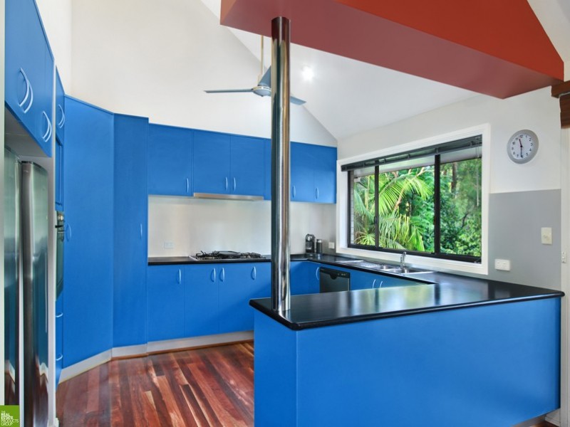 33 Stanley Avenue, Farmborough Heights NSW 2526