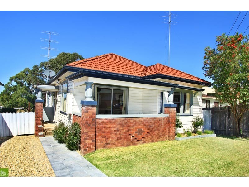 47 Collins Street, Corrimal NSW 2518