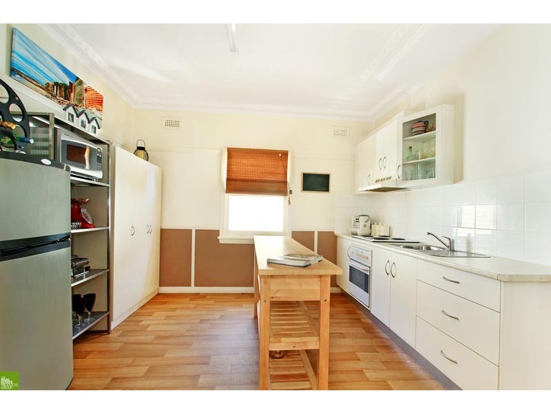 47 Collins Street, Corrimal NSW 2518