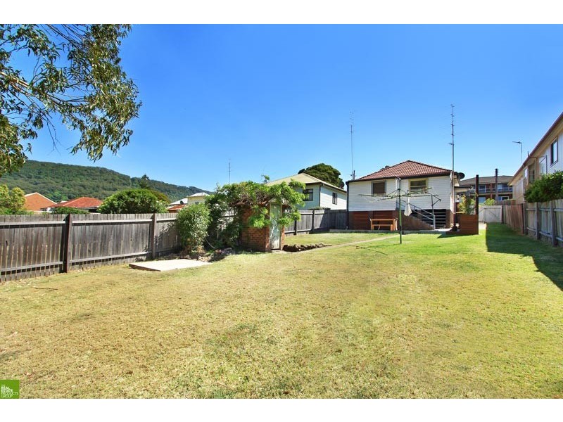 47 Collins Street, Corrimal NSW 2518