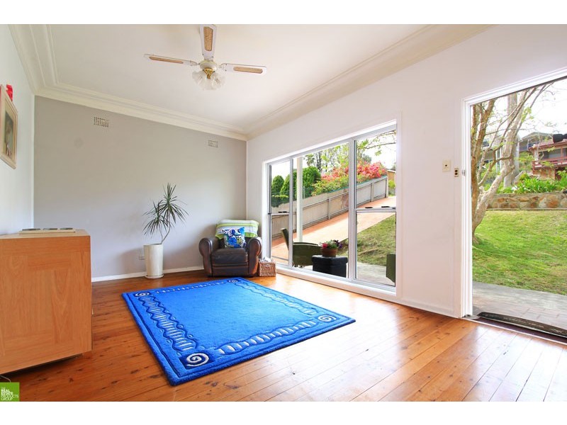 36 Pooraka Avenue, West Wollongong NSW 2500