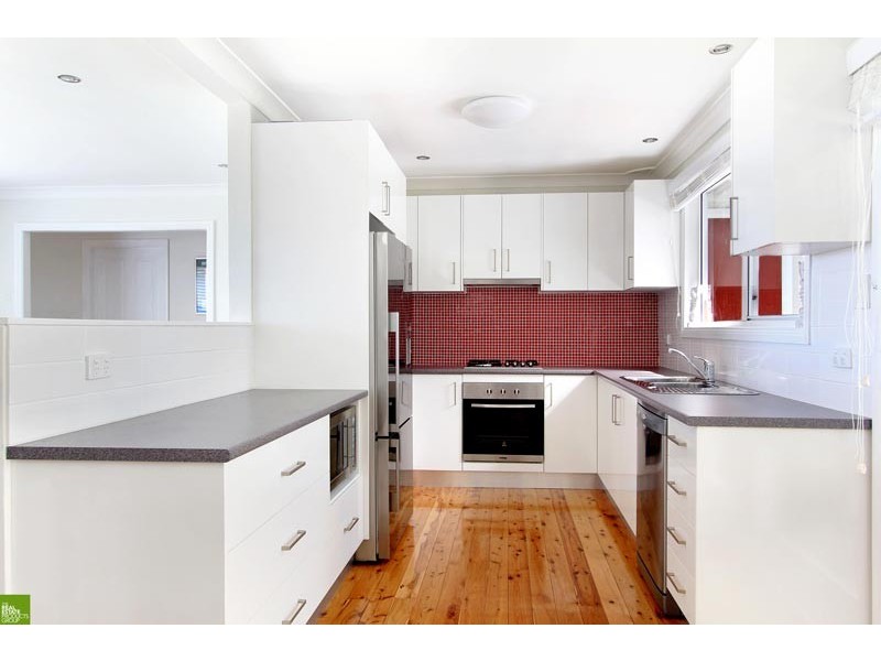 38 Blakemore Avenue, Kanahooka NSW 2530