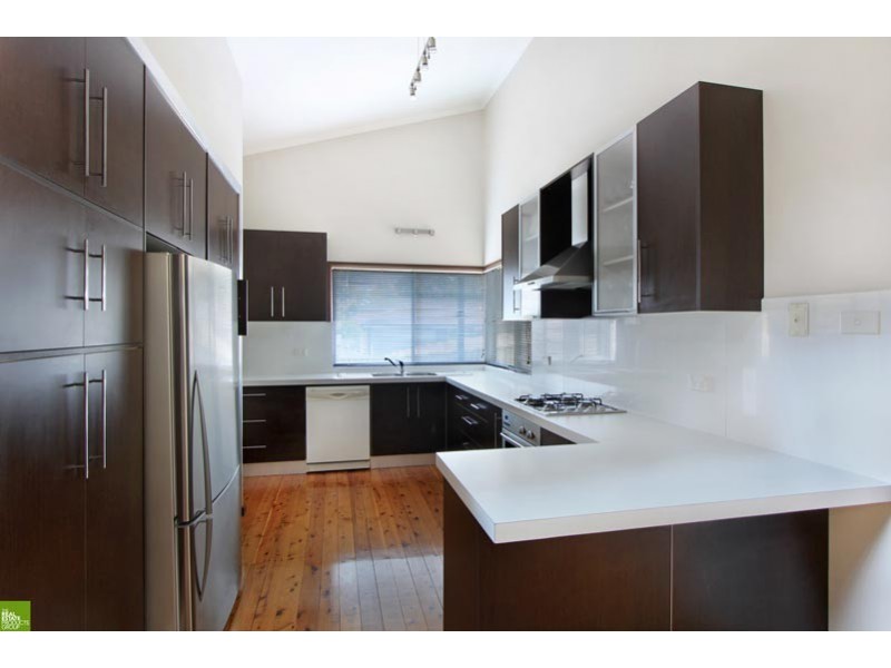 125 Iola Avenue, Farmborough Heights NSW 2526