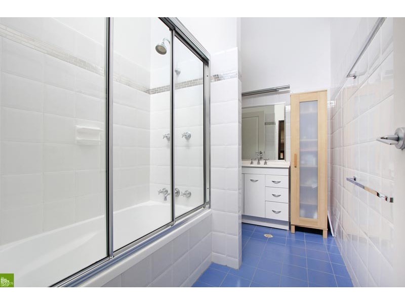 125 Iola Avenue, Farmborough Heights NSW 2526