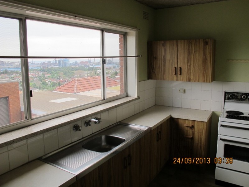 2/246A Flagstaff Road, Lake Heights NSW 2502