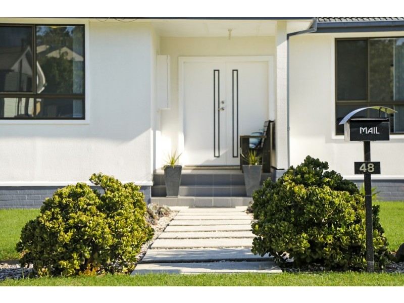 48 Essex Street, Berkeley NSW 2506