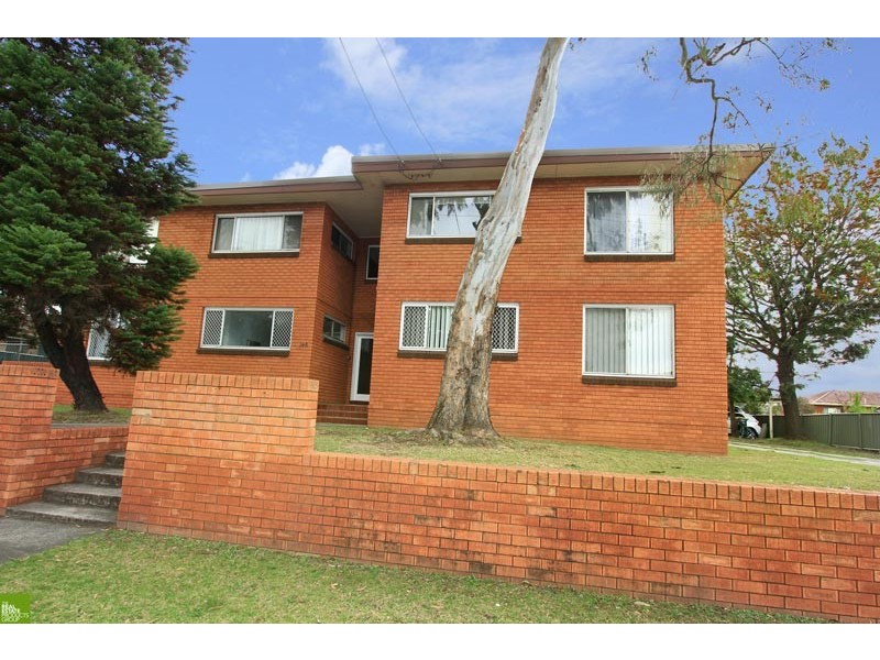 7/148 Auburn Street, Coniston NSW 2500