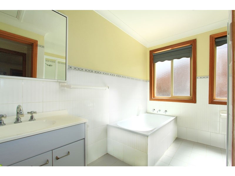 3/12 Princes Highway, Unanderra NSW 2526