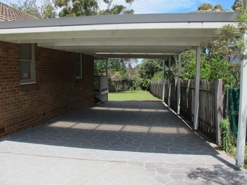 9 Kippax Street, Warilla NSW 2528