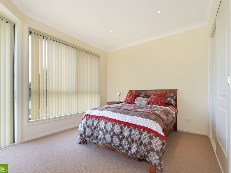 80 Shearwater Drive, Berkeley NSW 2506