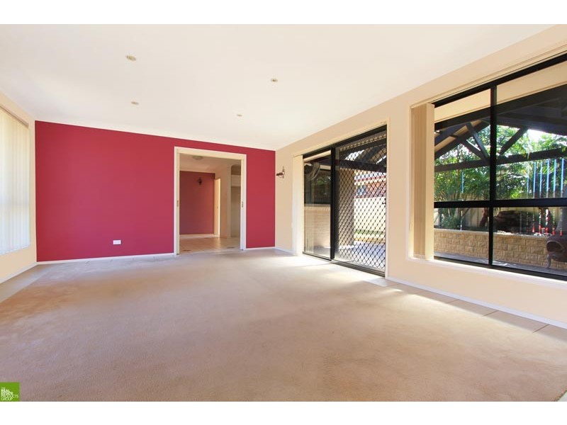 1/3 Barham Place, Horsley NSW 2530