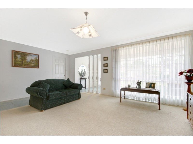 17 Amanda Place, Horsley NSW 2530