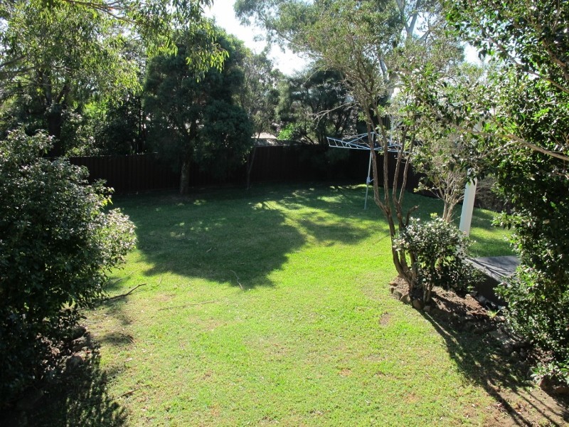3 Scenic Crescent, Albion Park NSW 2527