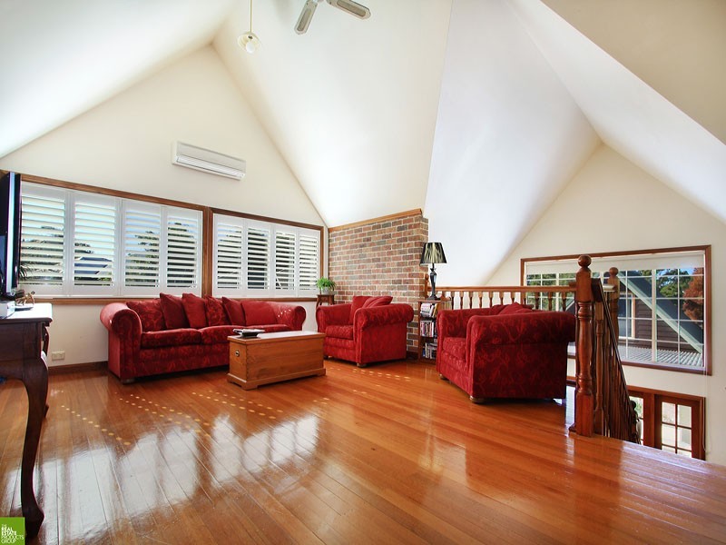 10 Angus Street, Fernhill NSW 2519