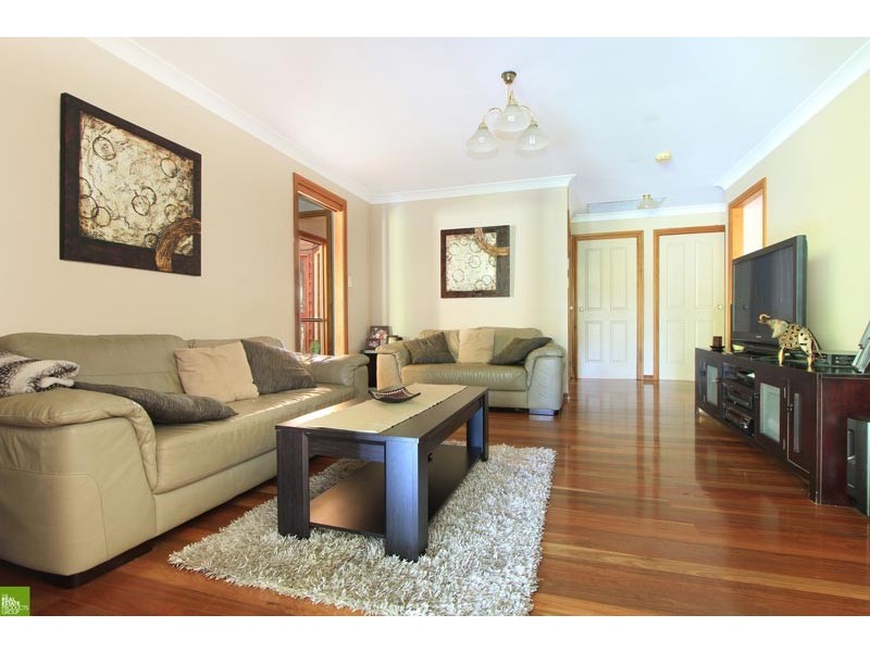 7 Deenyi Close, Cordeaux Heights NSW 2526