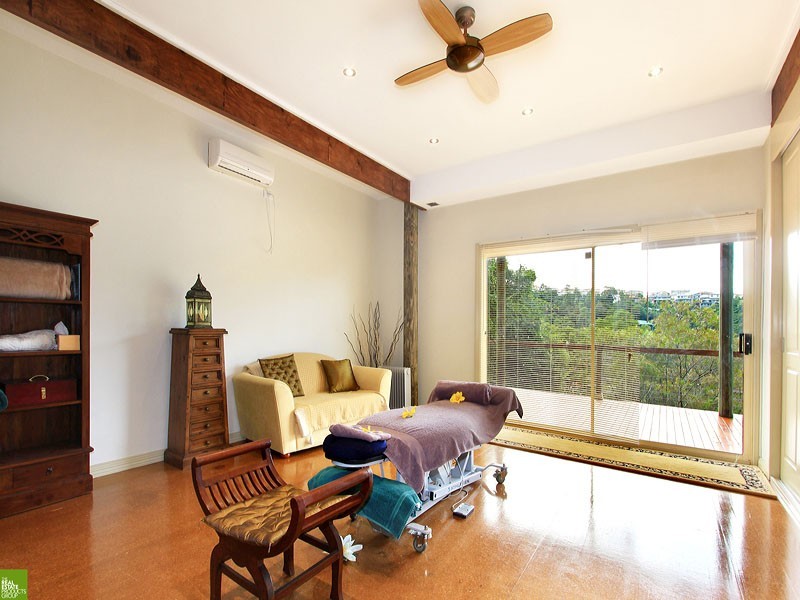 168 Waples Road, Farmborough Heights NSW 2526