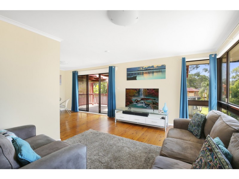 17 Ben Nevis Road, Farmborough Heights NSW 2526