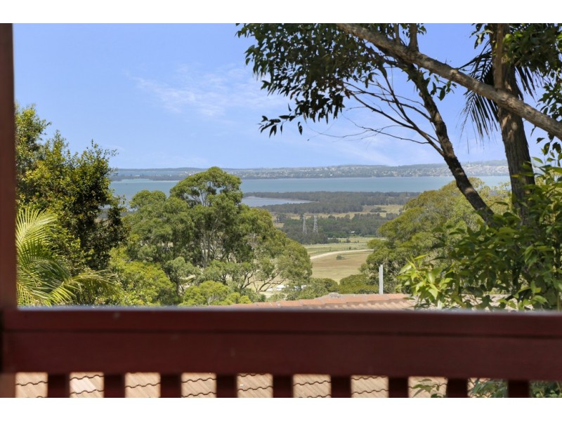 17 Ben Nevis Road, Farmborough Heights NSW 2526